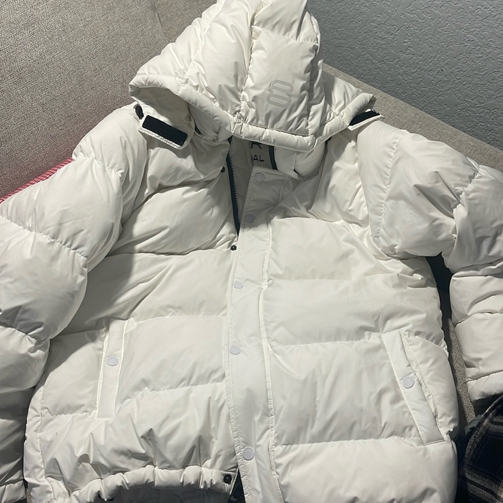 Aritzia Super Puff Original